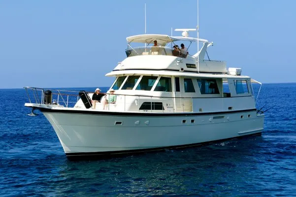 Sun Seeker, a 65’ Hatteras Motor Yacht fishing charter boat in Kona, Hawaii